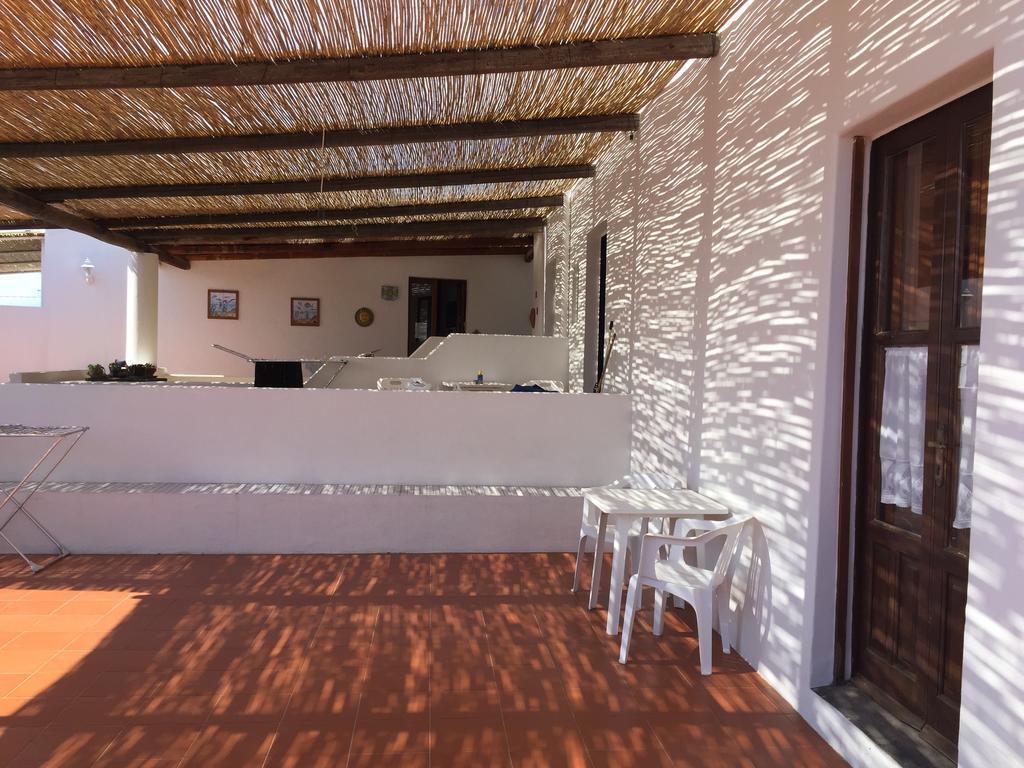 Pensione La Nassa Estrómboli Habitación foto